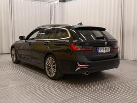BMW 330 vaihtoauto