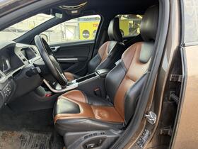 Volvo V60 Cross Country vaihtoauto