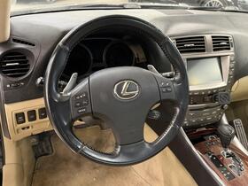 Lexus IS vaihtoauto