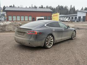 Tesla Model S vaihtoauto