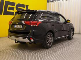 Mitsubishi Outlander PHEV vaihtoauto
