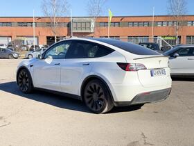 Tesla Model Y vaihtoauto