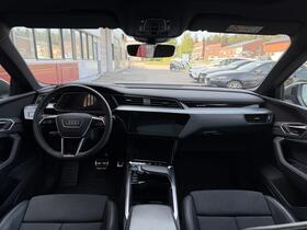 Audi Q8 e-tron vaihtoauto