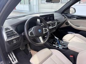 BMW iX3 vaihtoauto