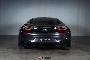 BMW i8 vaihtoauto