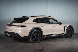 Porsche Taycan vaihtoauto