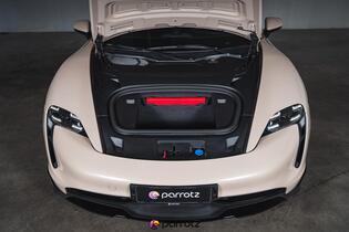 Porsche Taycan vaihtoauto