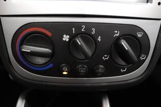 Opel Tigra vaihtoauto