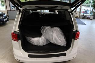 Volkswagen Touran vaihtoauto