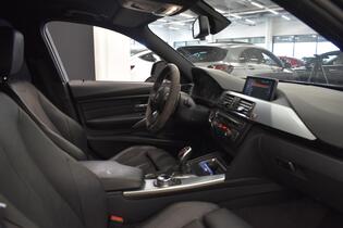 BMW 330 vaihtoauto