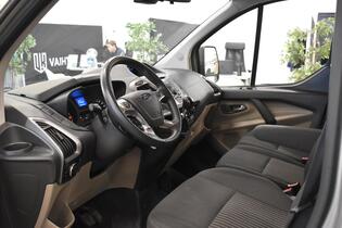Ford Tourneo Custom vaihtoauto