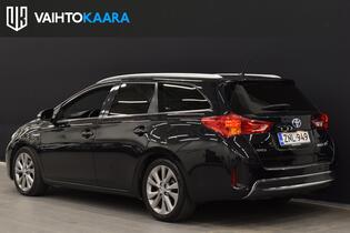 Toyota Auris vaihtoauto