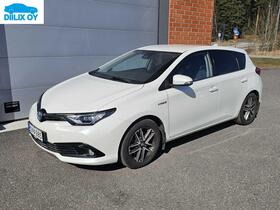 Toyota Auris vaihtoauto