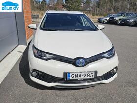 Toyota Auris vaihtoauto