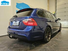 BMW 330 vaihtoauto