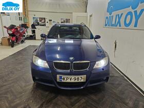 BMW 330 vaihtoauto