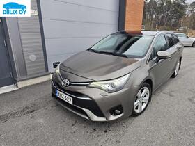 Toyota Avensis vaihtoauto