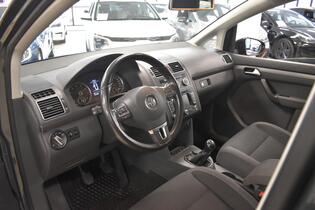 Volkswagen Touran vaihtoauto