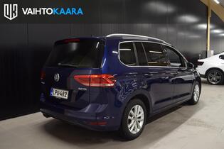 Volkswagen Touran vaihtoauto