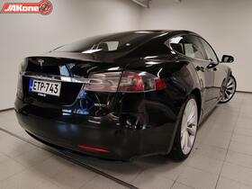 Tesla Model S vaihtoauto