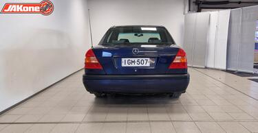 Mercedes-Benz C vaihtoauto