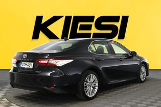 Toyota Camry vaihtoauto