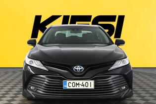 Toyota Camry vaihtoauto