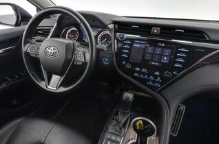 Toyota Camry vaihtoauto