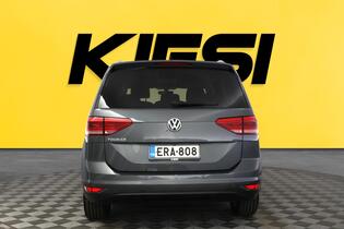 Volkswagen Touran vaihtoauto