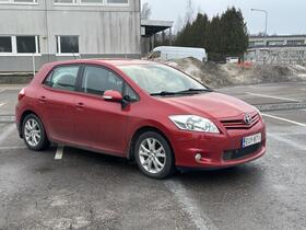 Toyota Auris vaihtoauto