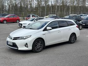 Toyota Auris vaihtoauto