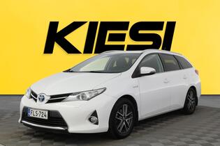 Toyota Auris vaihtoauto