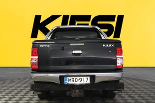 Toyota Hilux vaihtoauto