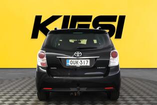 Toyota Verso vaihtoauto