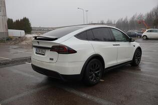 Tesla Model X vaihtoauto
