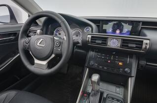 Lexus IS vaihtoauto