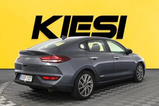 Hyundai i30 Fastback vaihtoauto