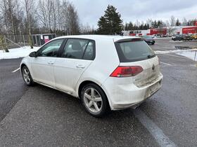 Volkswagen Golf vaihtoauto