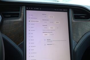 Tesla Model S vaihtoauto