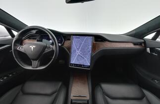 Tesla Model S vaihtoauto