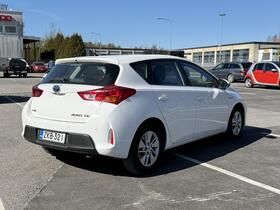 Toyota Auris vaihtoauto