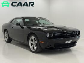 Dodge Challenger vaihtoauto