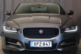 Jaguar XE vaihtoauto