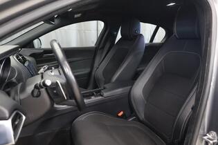 Jaguar XE vaihtoauto