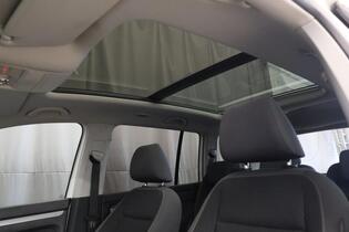 Volkswagen Touran vaihtoauto