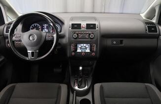 Volkswagen Touran vaihtoauto