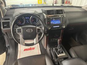 Toyota Land Cruiser vaihtoauto