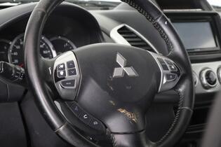Mitsubishi L200 vaihtoauto