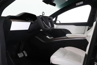 Tesla Model X vaihtoauto