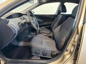 Nissan Primera vaihtoauto